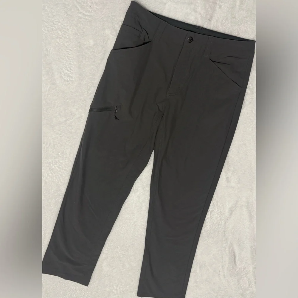 Patagonia Worn Wear Hiking Pants
Forge Grey - Picture 3 of 11